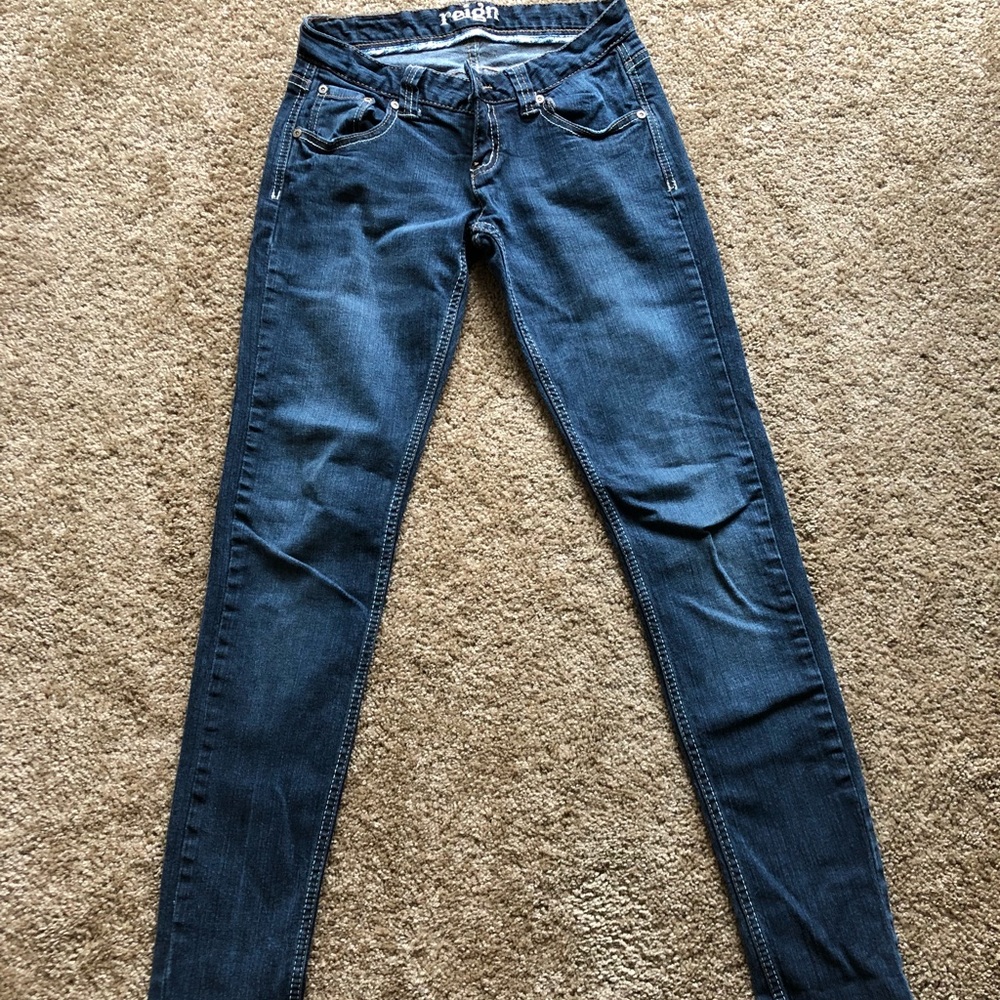 Blue skinny jeans